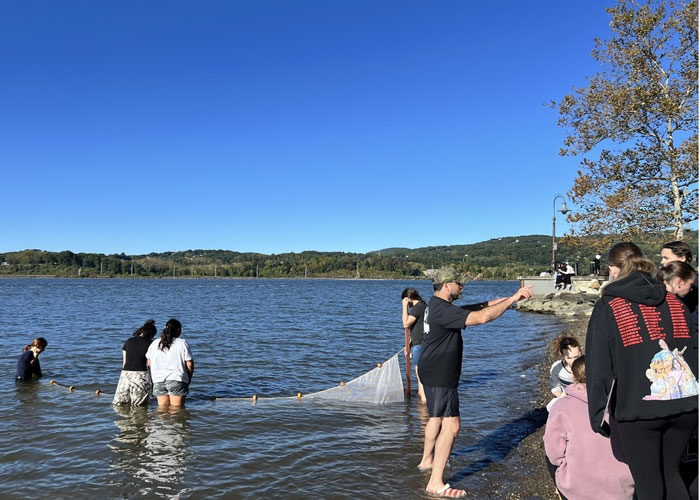 Mahopac High students study the Hudson River — Poughkeepsie Schools news